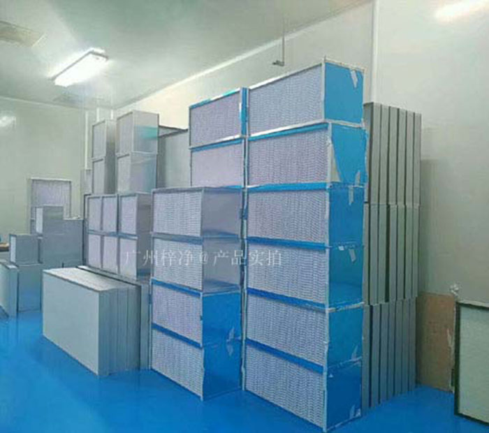 根據(jù)我國有關(guān)規(guī)范可將空氣過濾器劃分為粗效、中效、高效、亞高效、高效和超高效六大類。